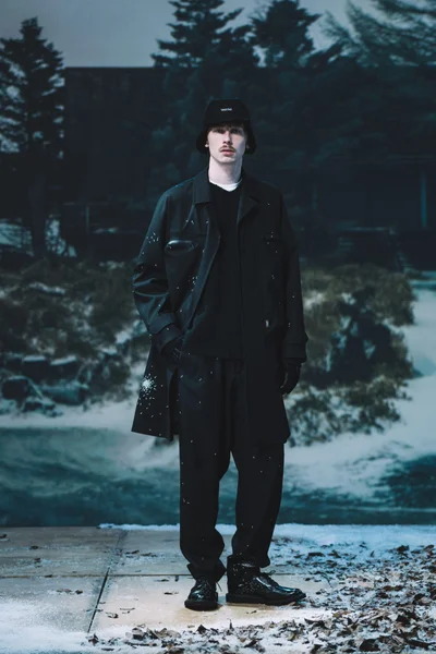 Look 33
